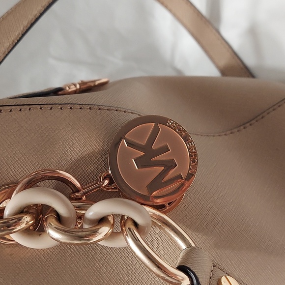 Michael Kors Purse - Picture 2 of 7